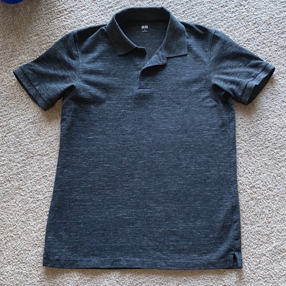 MOVING SALE Like New Uniqlo Polo Dark Heather Gray M